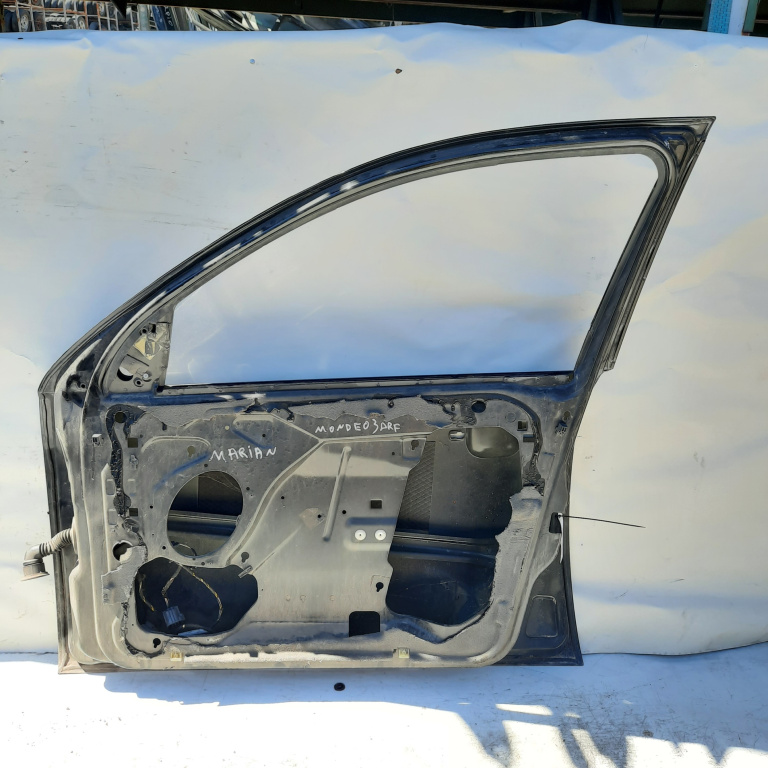 Usa / Portiera Dreapta Fata Ford Mondeo Mk 3 2000-2007 Negru