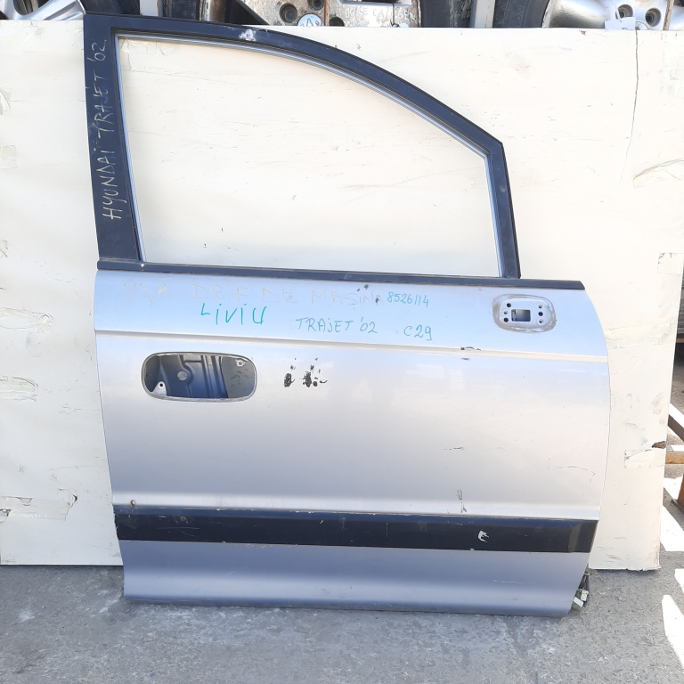 Usa / Portiera Dreapta,fata,Gri Hyundai TRAJET (FO) 2000 - 2008
