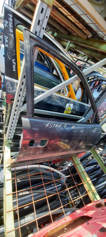 Usa / Portiera Dreapta,fata,Gri Opel ASTRA F 1991 - 2002