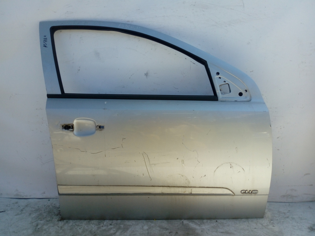 Usa / Portiera Dreapta,fata,Gri Opel ASTRA H 2004 - 2012
