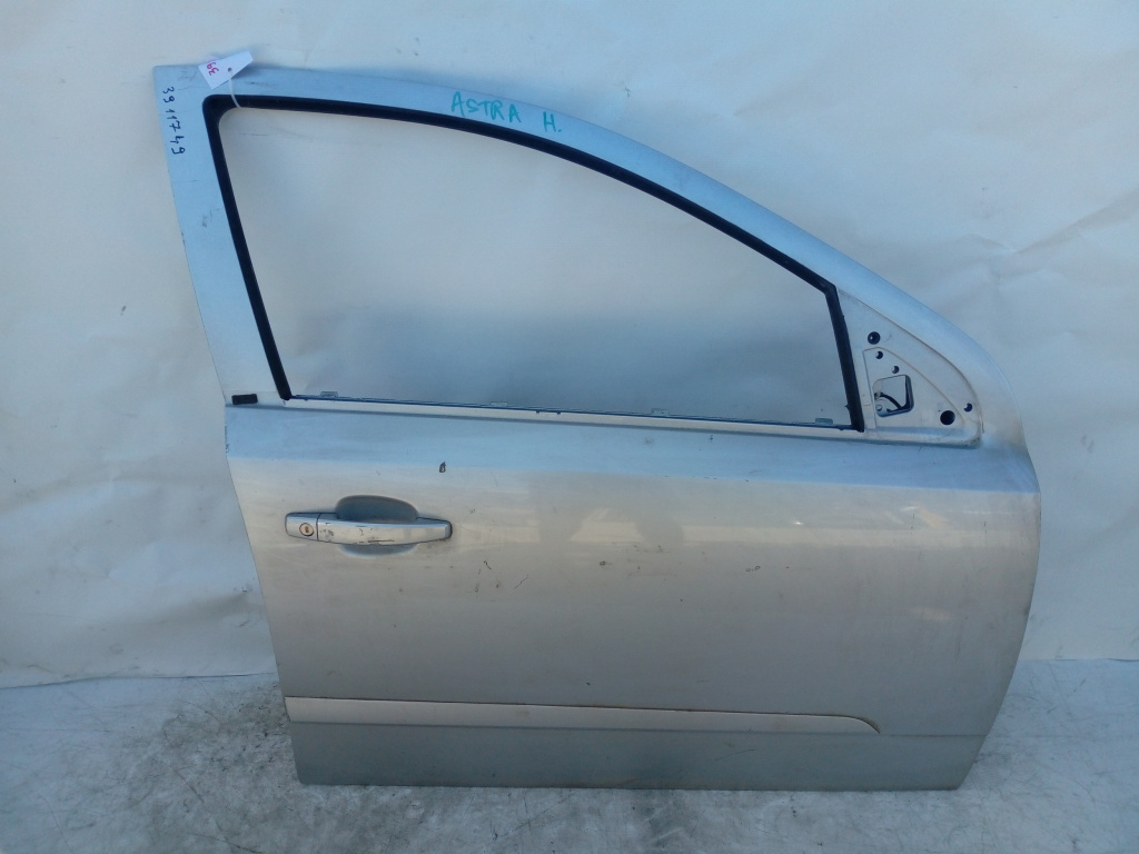 Usa / Portiera Dreapta,fata,Gri Opel ASTRA H 2004 - 2012