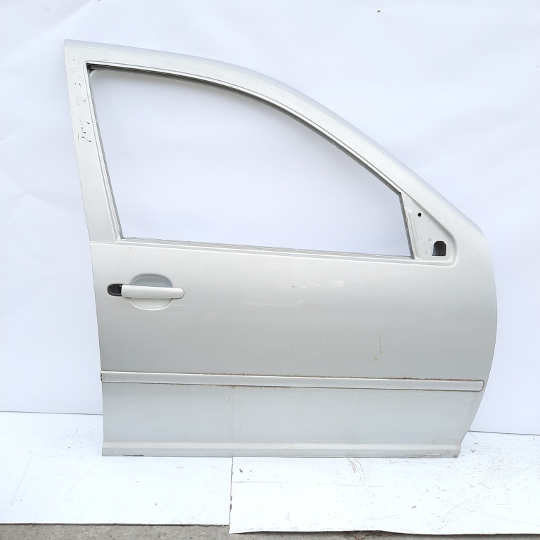 Usa / Portiera Dreapta,fata,Gri VW GOLF 4 1997 - 2004