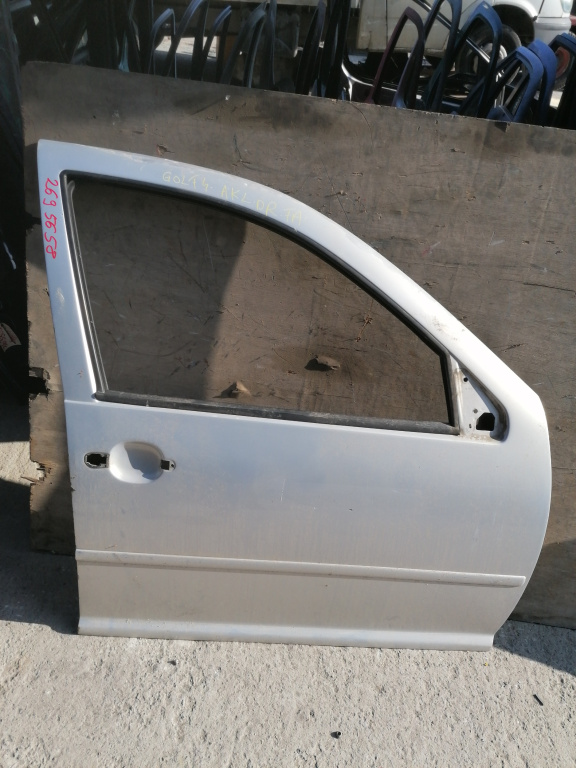 Usa / Portiera Dreapta,fata,Gri VW GOLF 4 1997 - 2004