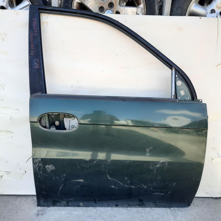 Usa / Portiera Dreapta Fata Kia Carnival 1998-2006 Negru Verde