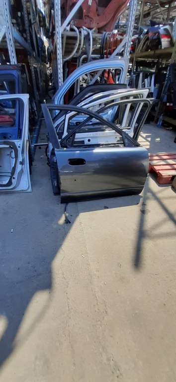 Usa / Portiera Dreapta Fata Mazda Xedos 6 (Ca) 1992-1999 Gri