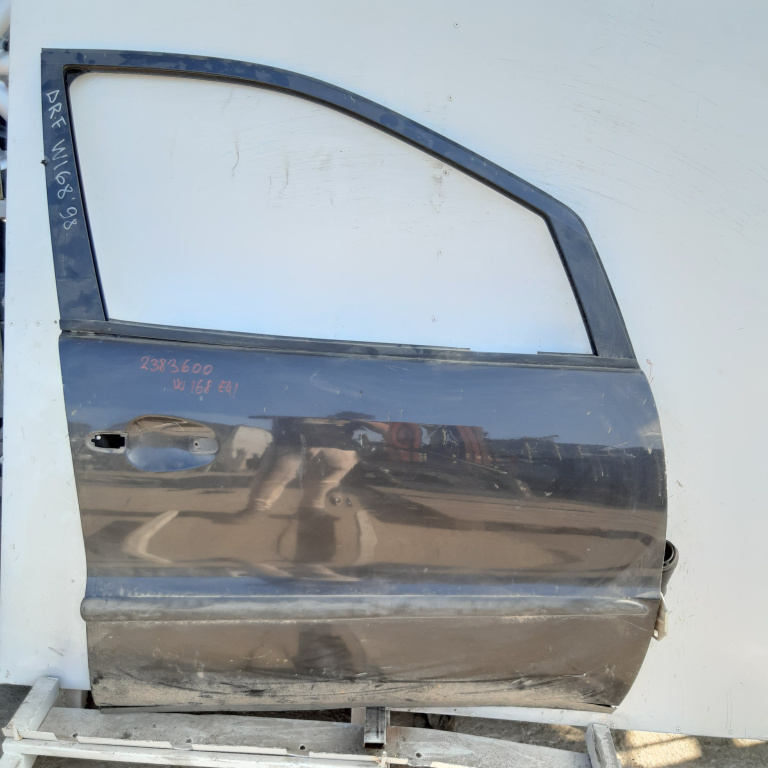 Usa / Portiera Dreapta Fata Mercedes-Benz A-Class (W168) 1997-2004 Negru
