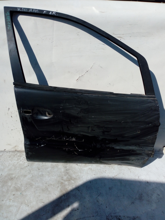 Usa / Portiera Dreapta Fata Mercedes-Benz A-Class (W168) 1997-2004 Negru