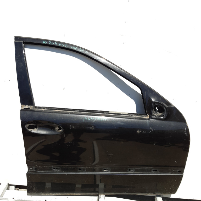 Usa / Portiera Dreapta Fata Mercedes-Benz C-Class (W203) 2000-2007 Negru