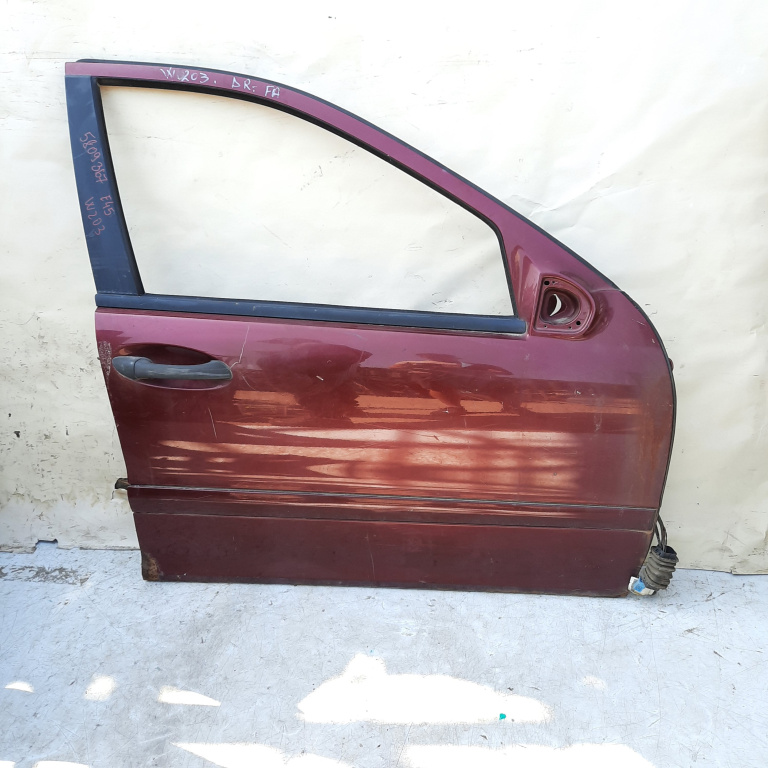 Usa / Portiera Dreapta Fata Mercedes-Benz C-Class (W203) 2000-2007 Maro