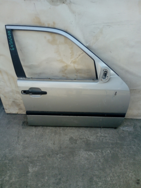 Usa / Portiera Dreapta,fata Mercedes-Benz C-CLASS (W202) 1993 - 2001