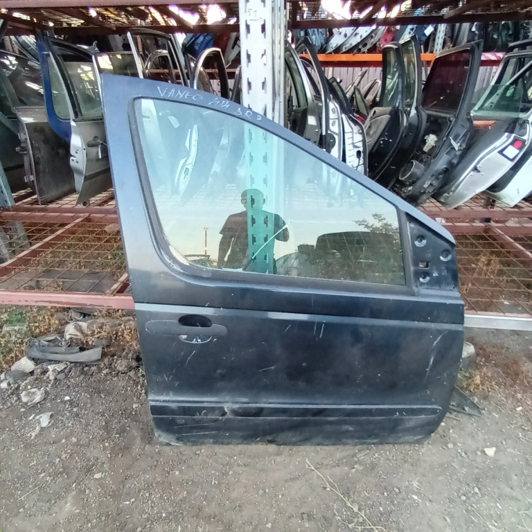 Usa / Portiera Dreapta Fata Mercedes-Benz Vaneo (414) 2001-2005 Negru