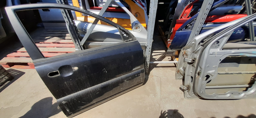 Usa / Portiera Dreapta,fata,Negru Kia SPORTAGE (JE, KM) 2004 - 2010