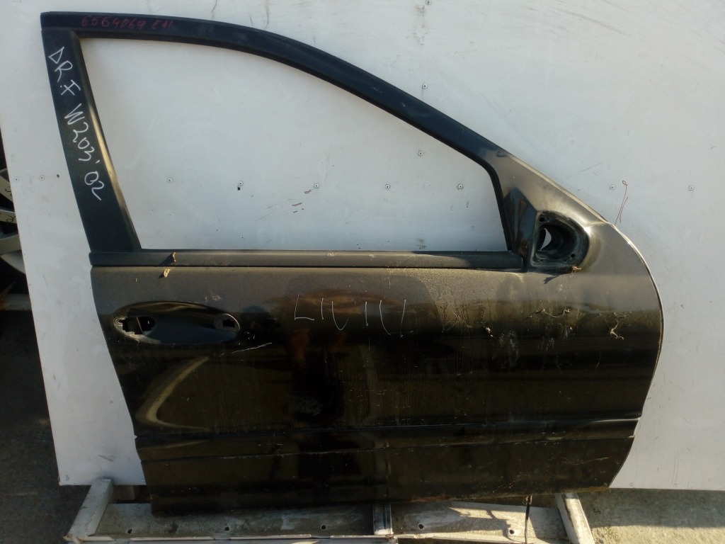 Usa / Portiera Dreapta,fata,Negru Mercedes-Benz C-CLASS (W203) 2000 - 2007