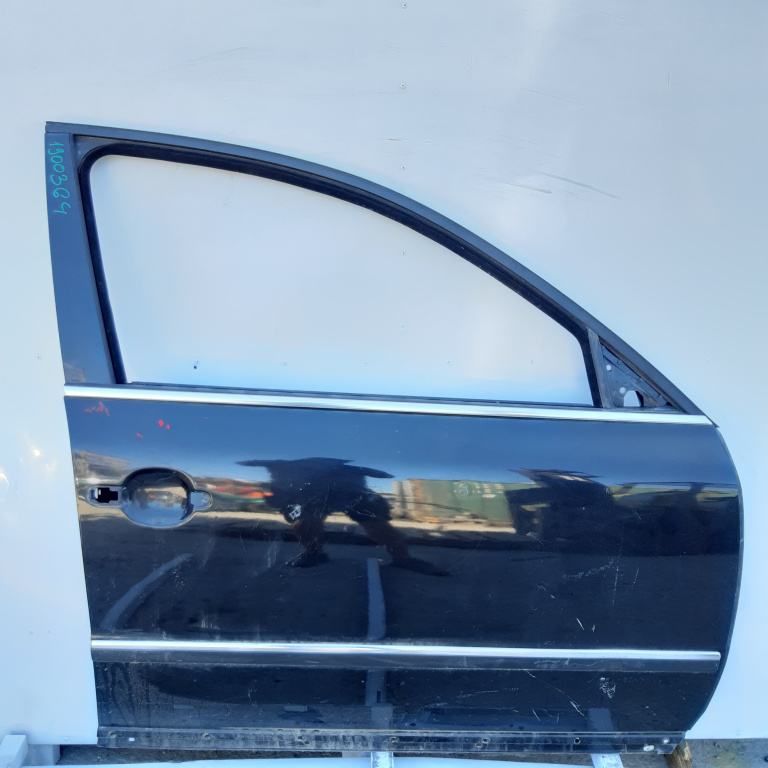 Usa / Portiera Dreapta,fata,Negru Skoda SUPERB 1 (3U) 2001 - 2008