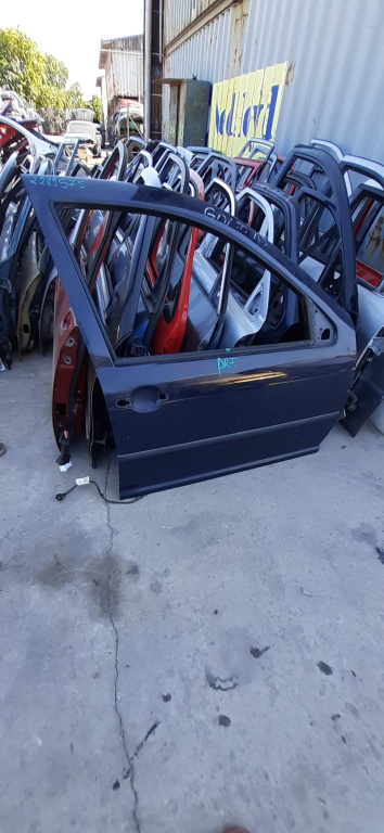 Usa / Portiera Dreapta,fata,Negru VW GOLF 4 1997 - 2004