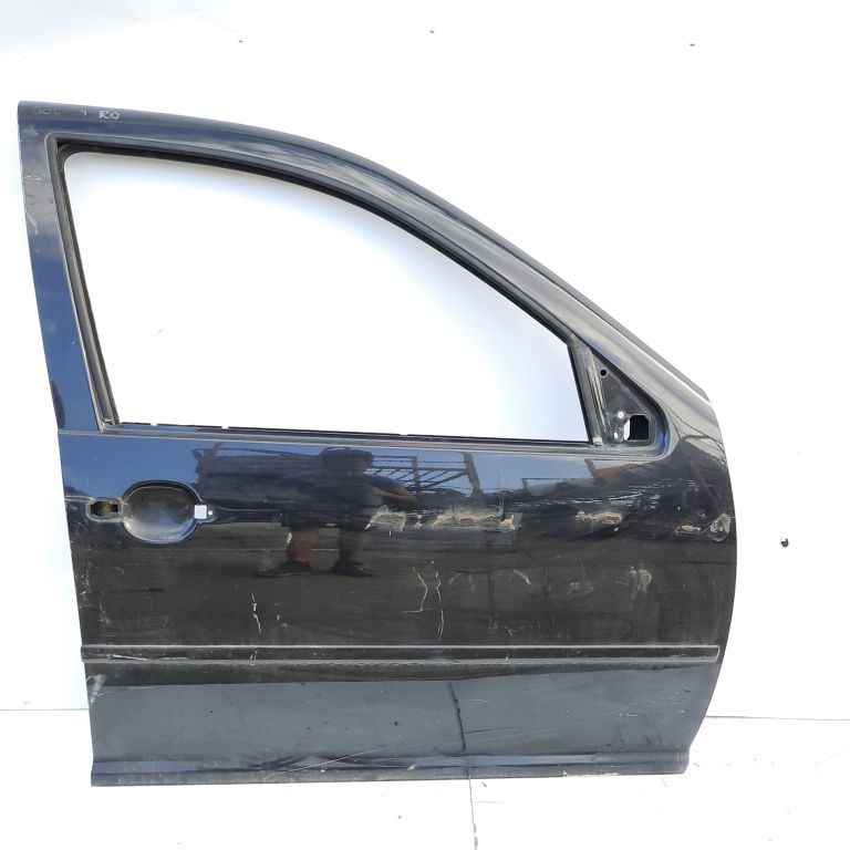 Usa / Portiera Dreapta,fata,Negru VW GOLF 4 1997 - 2004