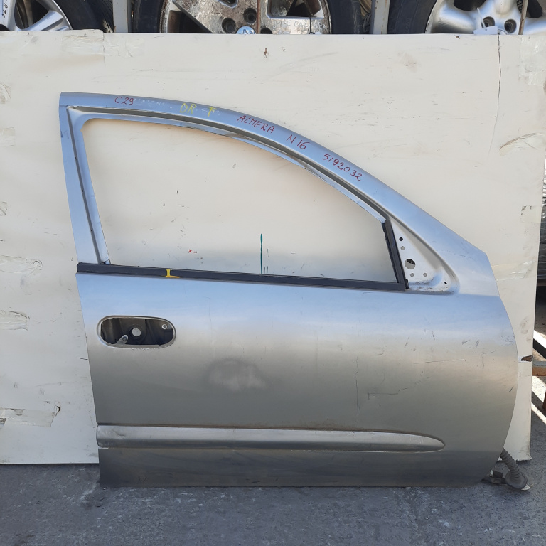 Usa / Portiera Dreapta Fata Nissan Almera Mk 2 (N16) 2000-2006 Gri