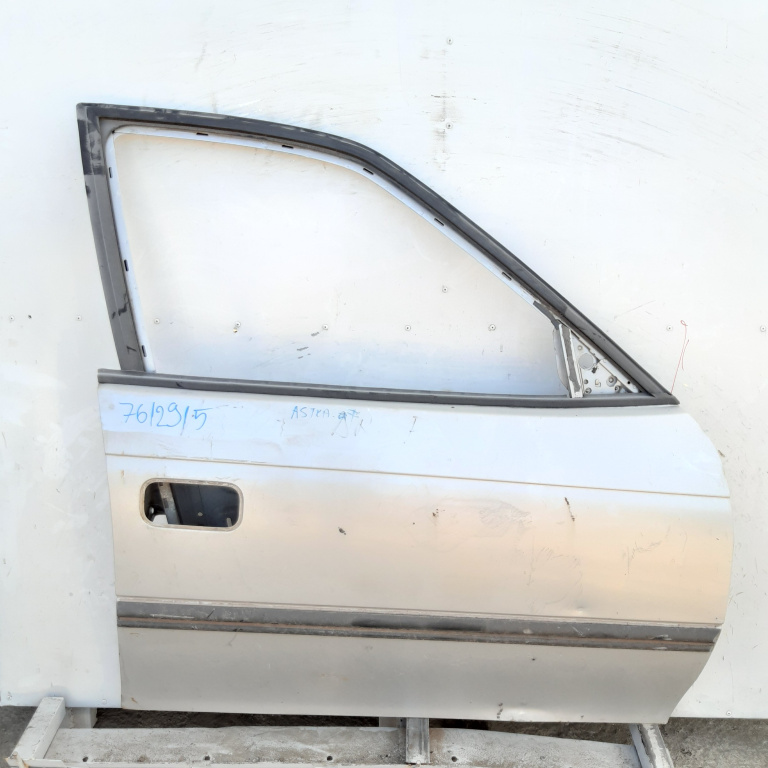 Usa / Portiera Dreapta Fata Opel Astra F 1991-2002 Gri