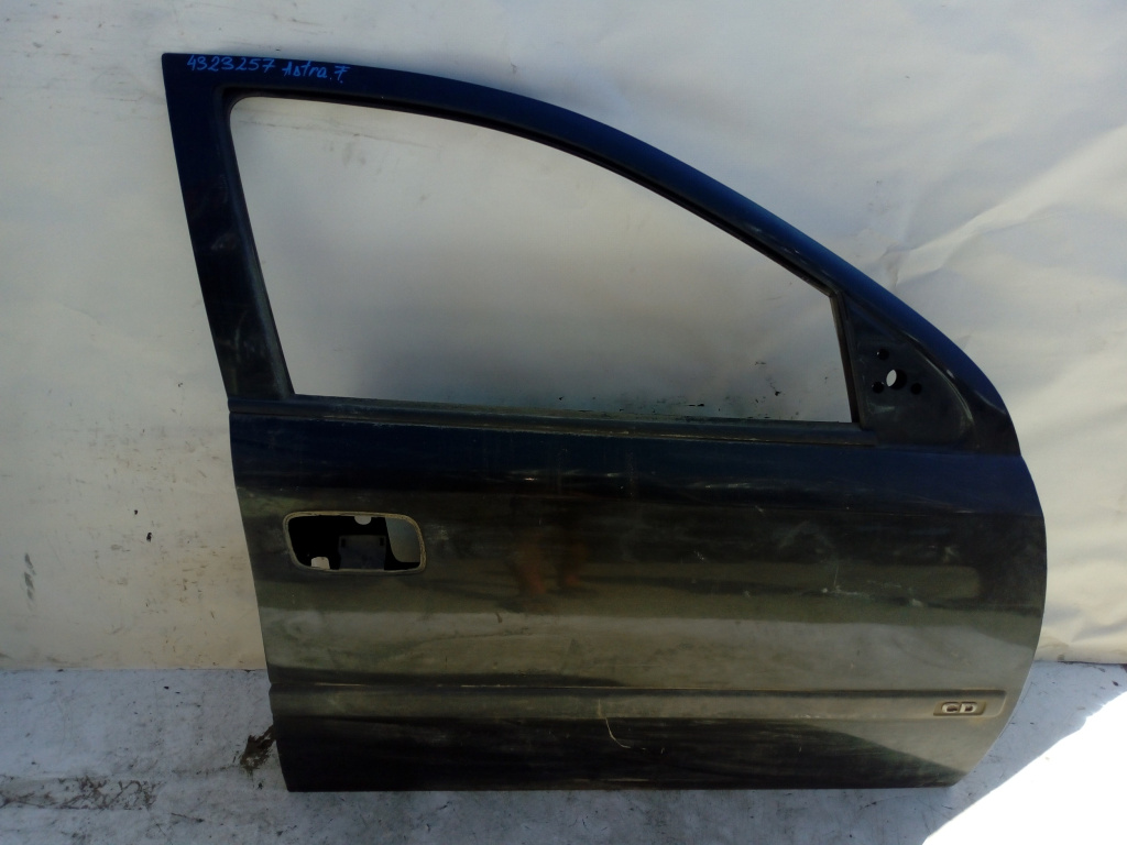 Usa / Portiera Dreapta Fata Opel Astra F 1991-2002 Negru