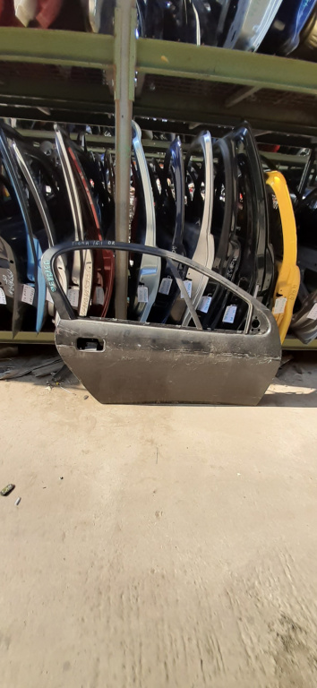 Usa / Portiera Dreapta Fata Opel Tigra A (95) 1994-2000 Negru