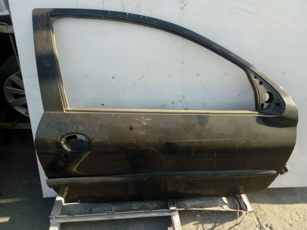 Usa / Portiera Dreapta Fata Peugeot 206 1998-2013 Negru