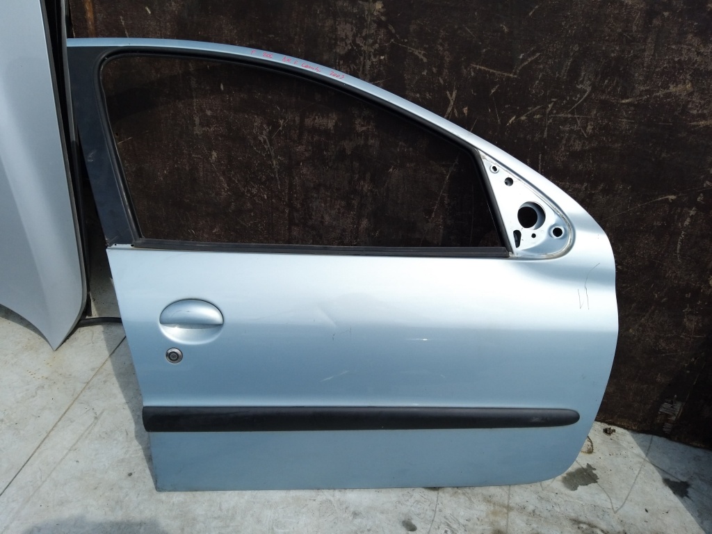 Usa portiera dreapta fata peugeot 206 combi