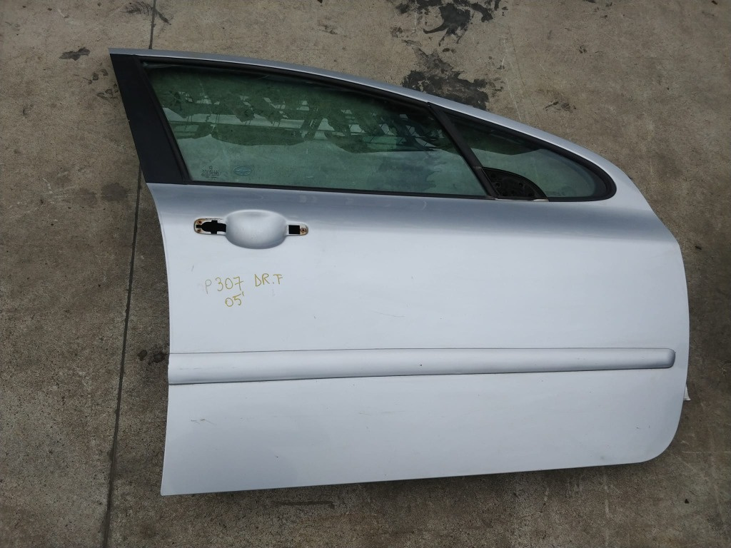 Usa portiera dreapta fata peugeot 307 2005