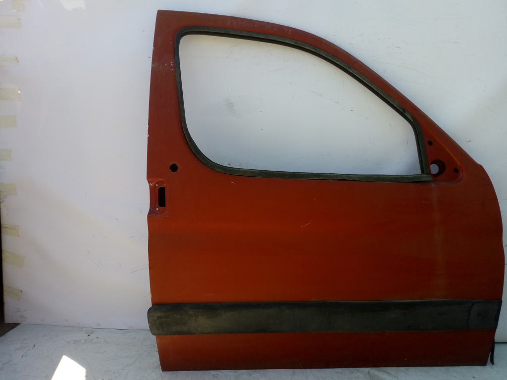 Usa / Portiera Dreapta Fata Peugeot Partner 1 1996-2013 Rosu Mpv / Monovolum