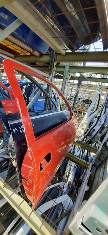 Usa / Portiera Dreapta,fata,Portocaliu Opel CORSA B 1993 - 2000