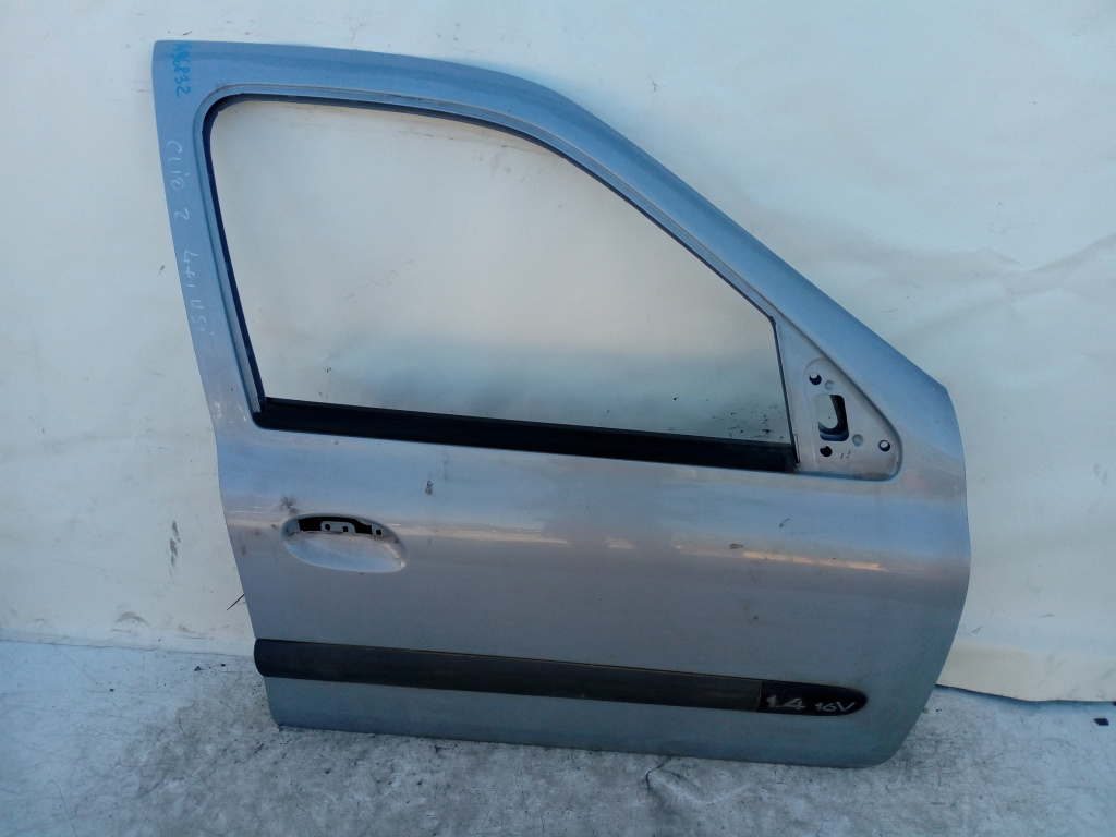 Usa / Portiera Dreapta Fata Renault Clio 2 / Symbol 1 1998-2008 Alb Albastru