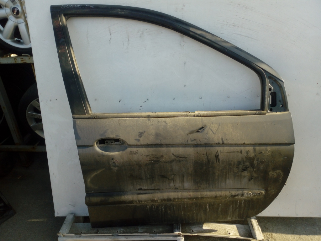 Usa / Portiera Dreapta Fata Renault Scenic 1 / Megane Scenic (Ja0/1) 1996-2003