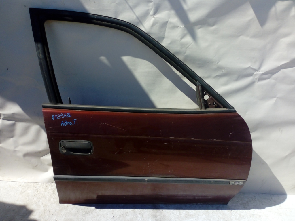 Usa / Portiera Dreapta,fata,Rosu,Gri Opel ASTRA F 1991 - 2002