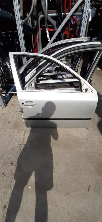Usa / Portiera Dreapta Fata Skoda Octavia 1 (1U) 1996-2010 Alb