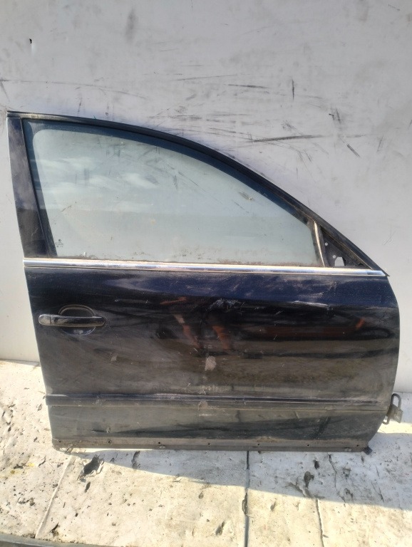 Usa / Portiera Dreapta Fata Skoda Superb 1 (3U) 2001-2008 Negru