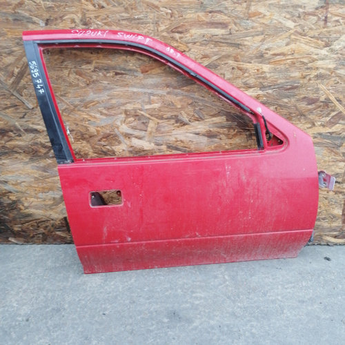 Usa / Portiera Dreapta Fata Suzuki Swift Mk 1 1983-1989 Rosu