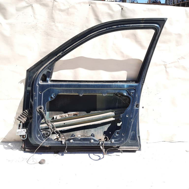 Usa / Portiera Dreapta,fata,Verde,Negru VW GOLF 4 1997 - 2004