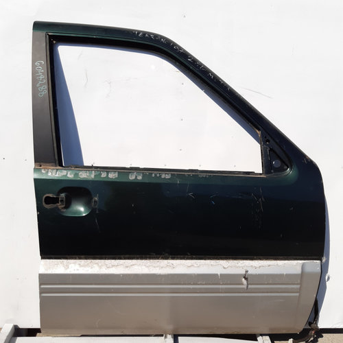 Usa / Portiera Dreapta,fata,Verde Nissan TERRANO 2 (R20) 1993 - 2006