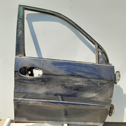 Usa / Portiera Dreapta,fata,Violet,Negru Kia CARNIVAL 1998 - 2006