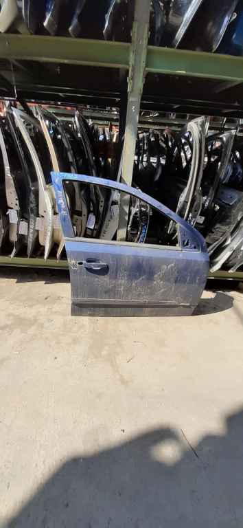 Usa / Portiera Dreapta,fata,Violet Opel ASTRA H 2004 - 2012