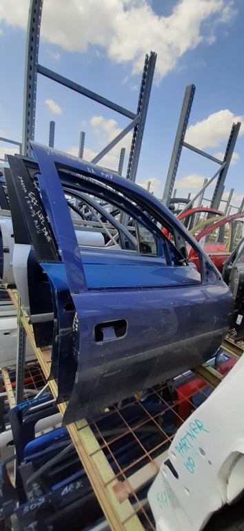 Usa / Portiera Dreapta,fata,Violet Opel VECTRA B 1995 - 2002