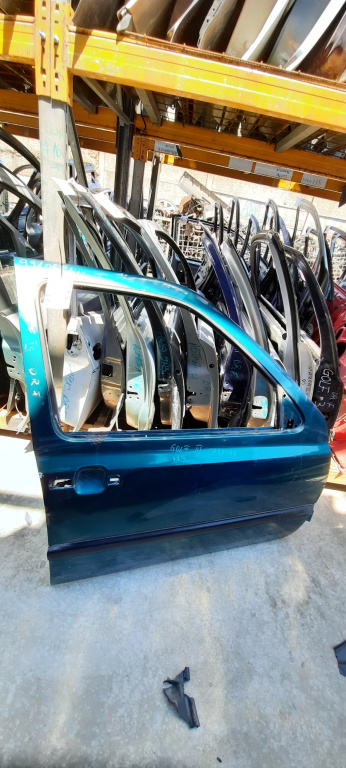 Usa / Portiera Dreapta Fata Vw Golf 3 1991-1997 Verde