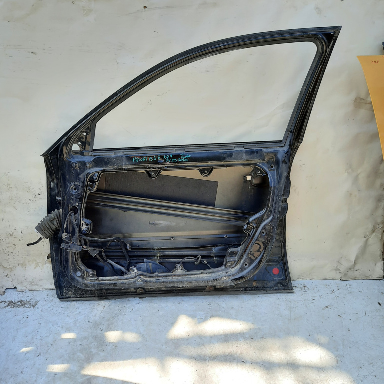 Usa / Portiera Dreapta Fata Vw Passat B5, B5.5 1996-2005 Negru Sedan / Berlina
