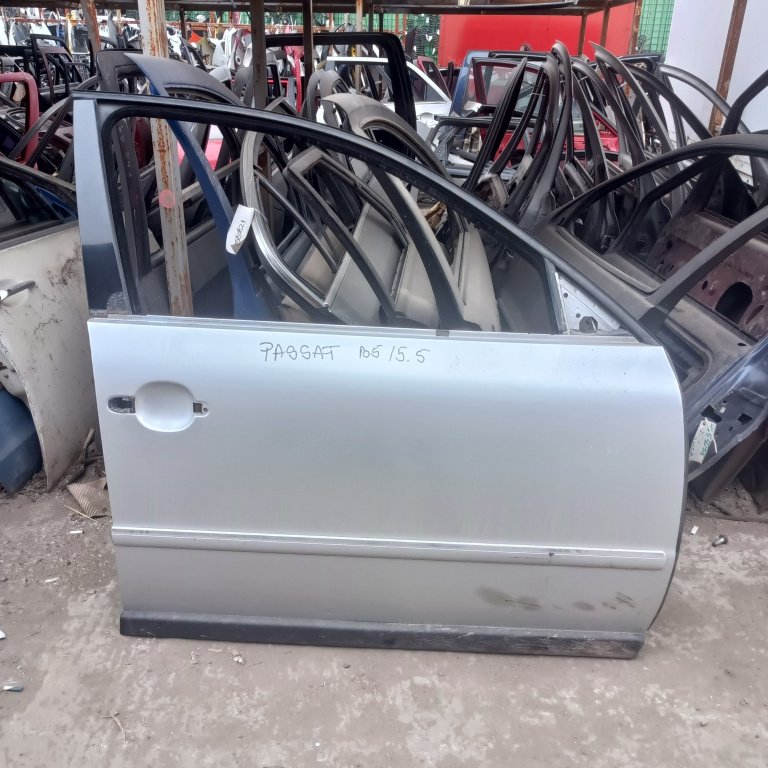 Usa / Portiera Dreapta Fata Vw Passat B5, B5.5 1996-2005 Gri