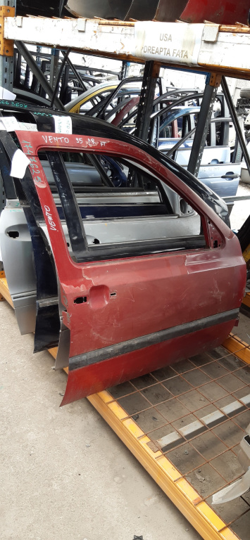 Usa / Portiera Dreapta Fata Vw Vento (1H) 1991-1998 Rosu