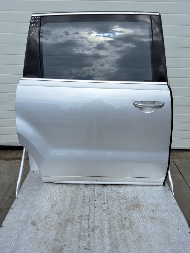 Usa/Portiera dreapta lateral Volkswagen Sharan (2010-2020) [7N] 2.0 Motorina 2012, COD CULOARE LA7W
