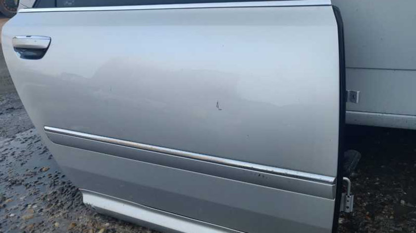 Usa - Portiera Dreapta Spate Audi A8 D3 2002 - 2008 cu Mici Defecte - Imperfectiuni