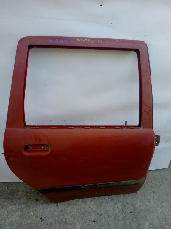 Usa / Portiera Dreapta Spate Fiat Punto (176) 1993-1999 Rosu