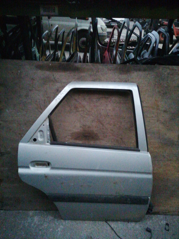Usa / Portiera Dreapta Spate Ford Escort Mk 7 1995-2000 Gri