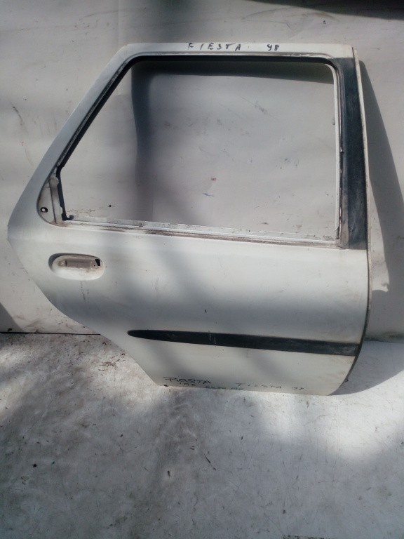 Usa / Portiera Dreapta Spate Ford Fiesta Mk4 1995-2002