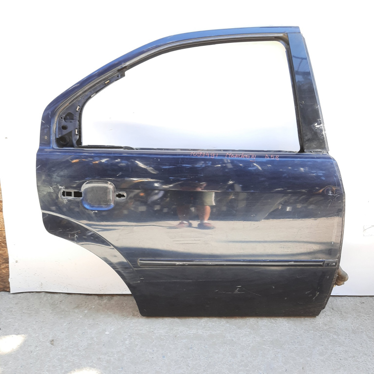 Usa / Portiera Dreapta Spate Ford Mondeo Mk 3 2000-2007 Albastru Negru